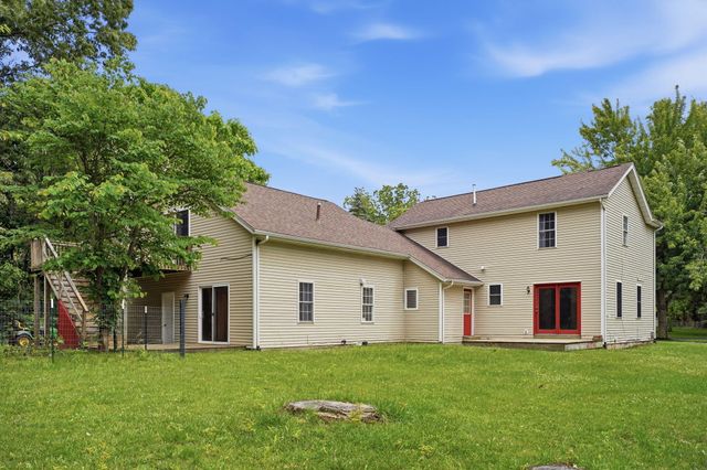 9050 Almena Drive, Kalamazoo, MI 49009