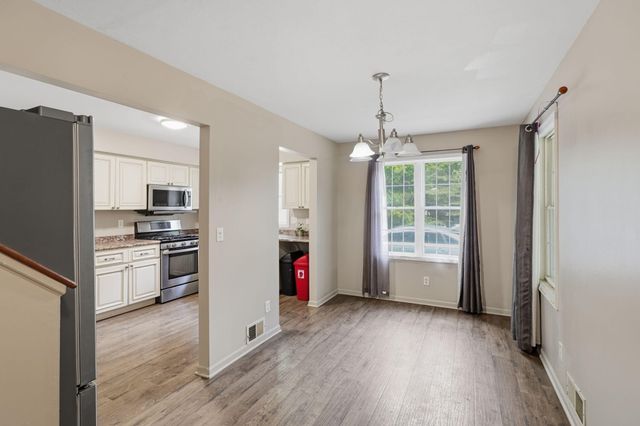 9050 Almena Drive, Kalamazoo, MI 49009