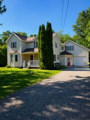 9050 Almena Drive, Kalamazoo, MI 49009