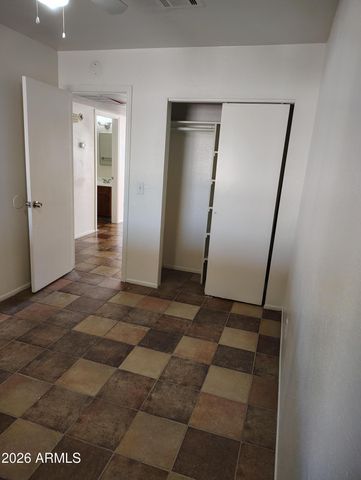 2560 S YAVAPAI Road, Apache Junction, AZ 85119