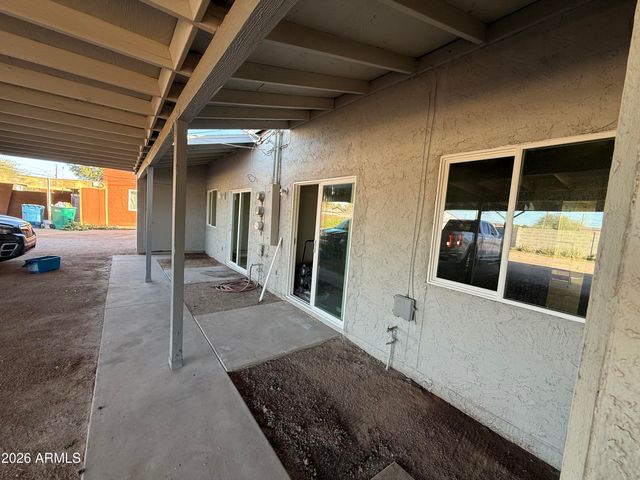 2560 S YAVAPAI Road, Apache Junction, AZ 85119