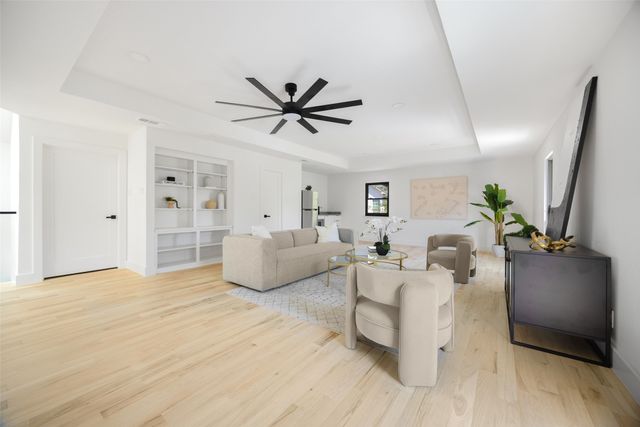 9622 Hilldale Drive, Dallas, TX 75231