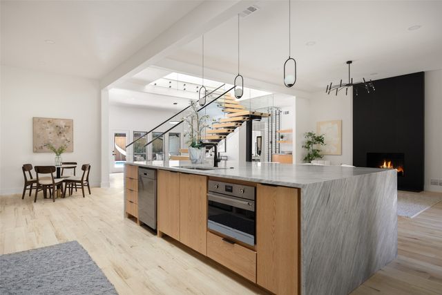 9622 Hilldale Drive, Dallas, TX 75231