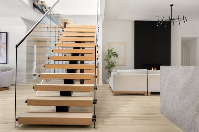 9622 Hilldale Drive, Dallas, TX 75231