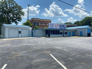 1511 S Cobb Drive, Marietta, GA 30060
