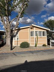 29021 Bouquet Canyon 201, Saugus, CA 91390