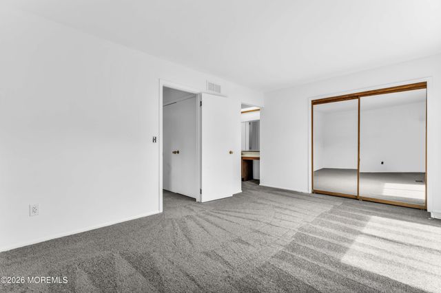 206 Bent Trail, Toms River, NJ 08753