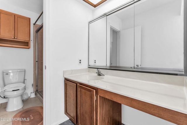 206 Bent Trail, Toms River, NJ 08753