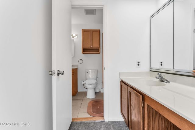 206 Bent Trail, Toms River, NJ 08753