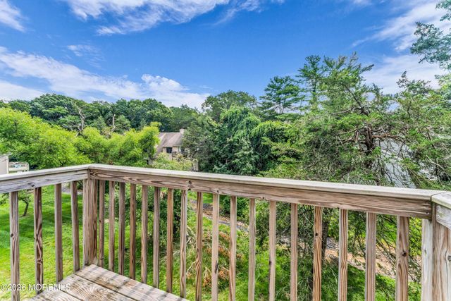 206 Bent Trail, Toms River, NJ 08753