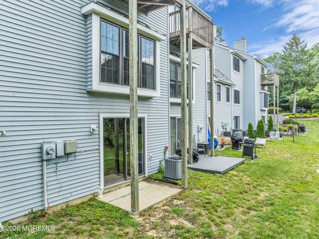 206 Bent Trail, Toms River, NJ 08753