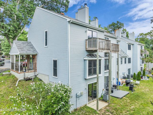206 Bent Trail, Toms River, NJ 08753