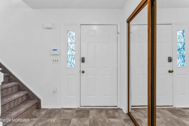 206 Bent Trail, Toms River, NJ 08753