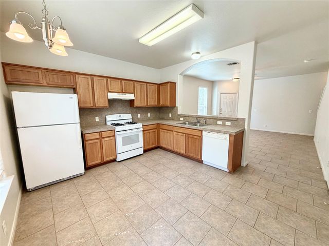 2406 Allred DR A, Austin, TX 78748