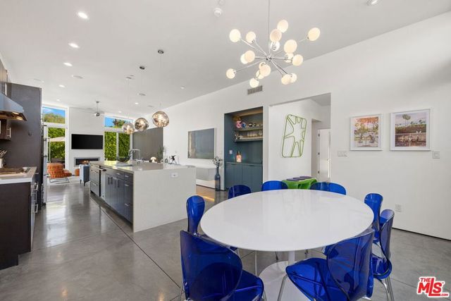 1570 E Sunny Dunes Road, Palm Springs, CA 92264