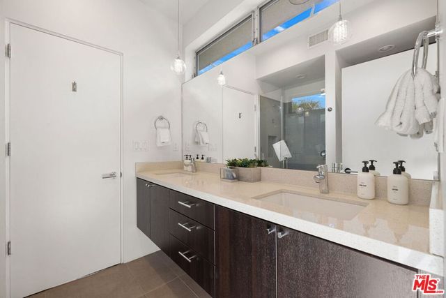 1570 E Sunny Dunes Road, Palm Springs, CA 92264