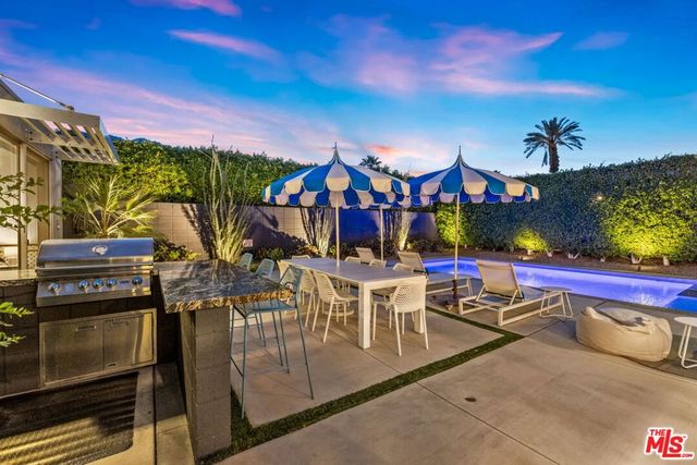 1570 E Sunny Dunes Road, Palm Springs, CA 92264