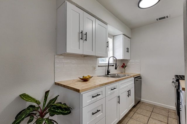 1519 Briarwood Drive, Mesquite, TX 75149