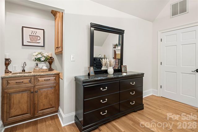 4531 Montibello Drive, Charlotte, NC 28226
