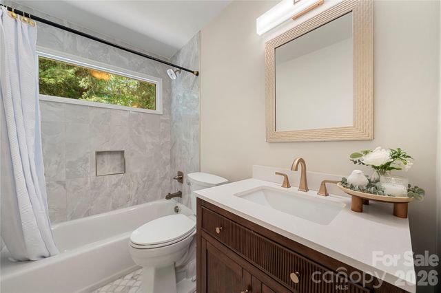 4531 Montibello Drive, Charlotte, NC 28226