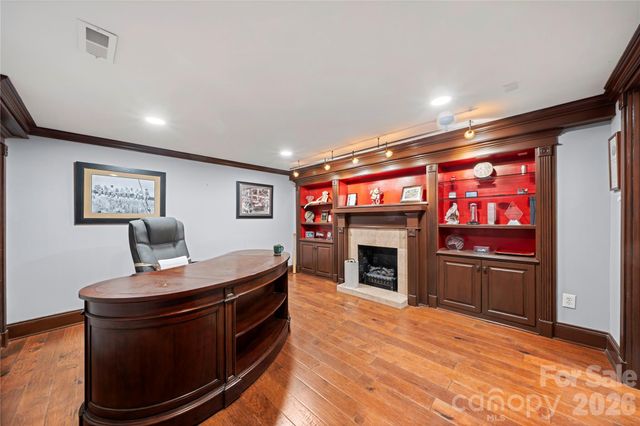 4531 Montibello Drive, Charlotte, NC 28226