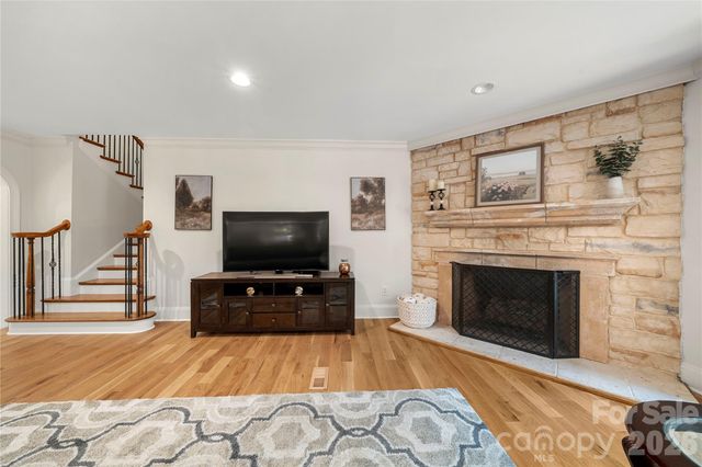 4531 Montibello Drive, Charlotte, NC 28226