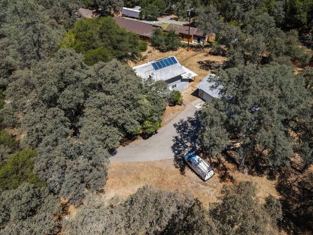 22391 Cameo Dr, Grass Valley, CA 95949