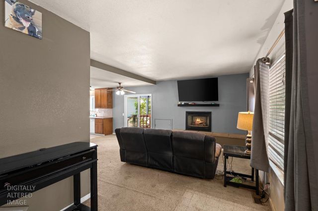 22391 Cameo Dr, Grass Valley, CA 95949