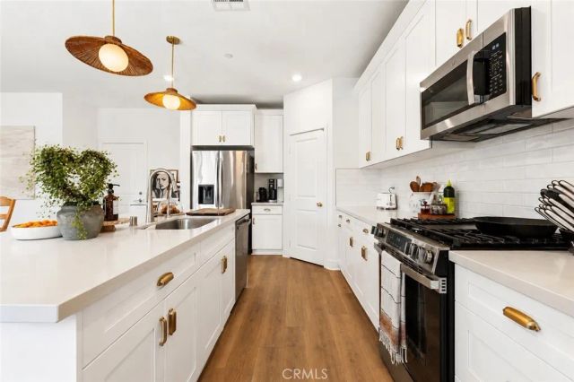 33268 Rusty Court, Winchester, CA 92596