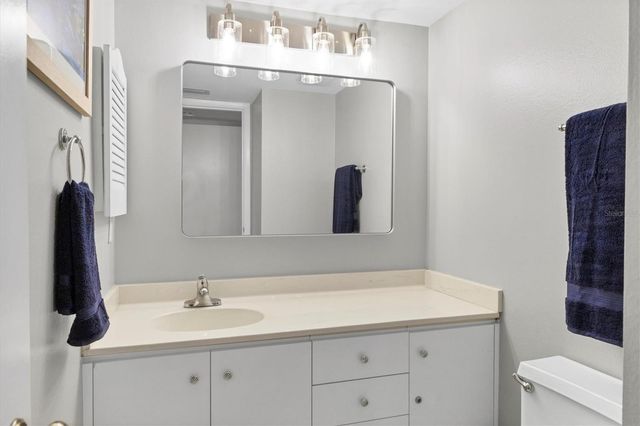 1001 BENJAMIN FRANKLIN DRIVE 403, Sarasota, FL 34236