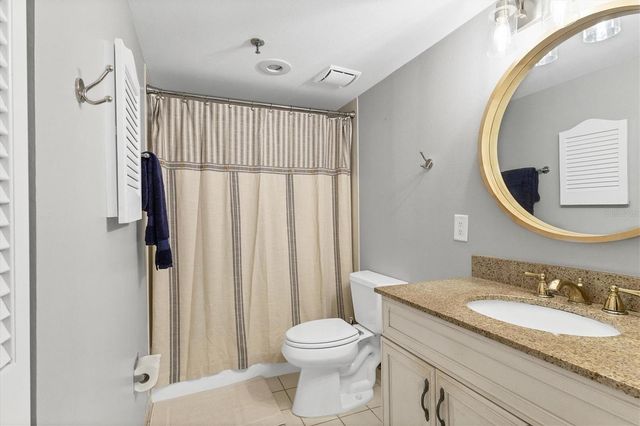 1001 BENJAMIN FRANKLIN DRIVE 403, Sarasota, FL 34236