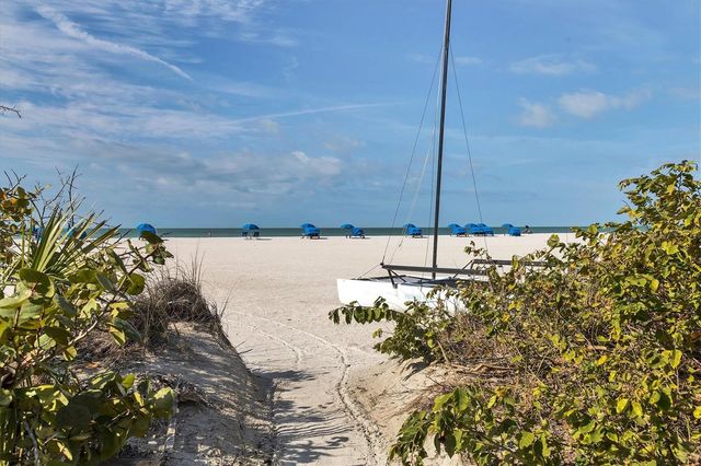 1001 BENJAMIN FRANKLIN DRIVE 403, Sarasota, FL 34236