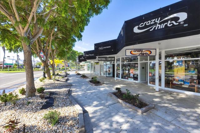 1001 BENJAMIN FRANKLIN DRIVE 403, Sarasota, FL 34236