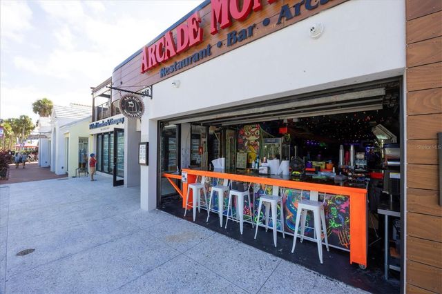 1001 BENJAMIN FRANKLIN DRIVE 403, Sarasota, FL 34236