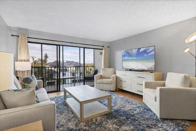 1001 BENJAMIN FRANKLIN DRIVE 403, Sarasota, FL 34236