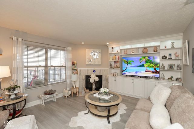 10238 Stillwell Drive, Avon, IN 46123