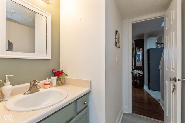 10238 Stillwell Drive, Avon, IN 46123