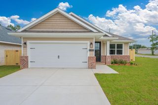 499 Apache Street, Fort Walton Beach, FL 32547