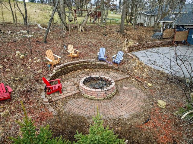 222 Grove Street, Ridgeway, WI 53582