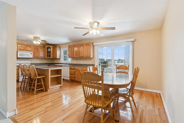 4309 Crestview Drive, Cedar Falls, IA 50613