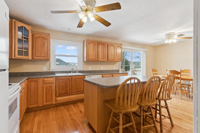 4309 Crestview Drive, Cedar Falls, IA 50613