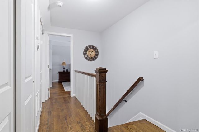 30 Linwood Place, Massapequa Park, NY 11762