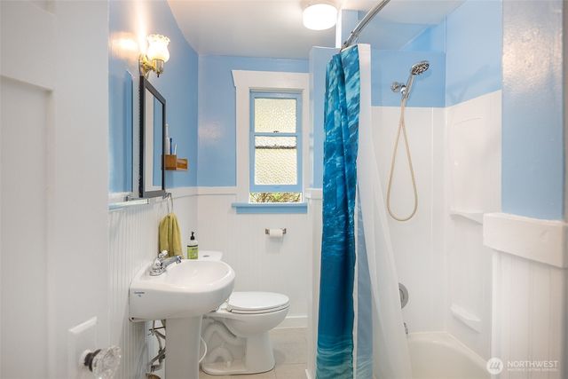 320 W 15th Street, Port Angeles, WA 98362
