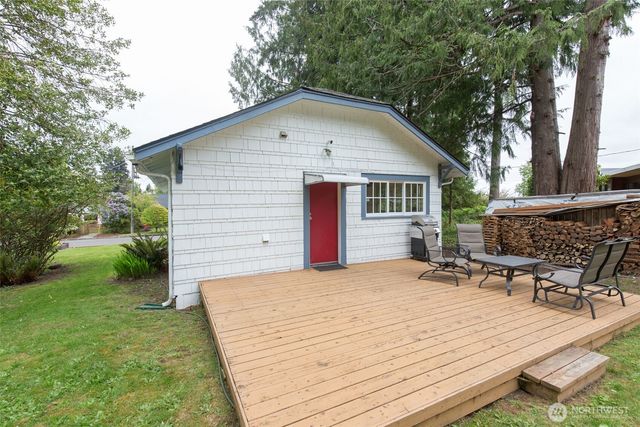 320 W 15th Street, Port Angeles, WA 98362