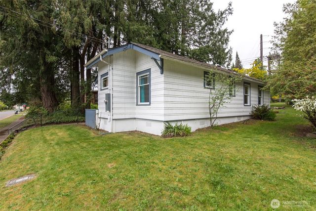 320 W 15th Street, Port Angeles, WA 98362