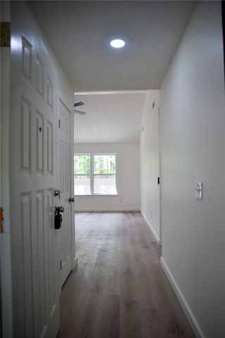 3604 W Beechwood Drive, Rogers, AR 72756