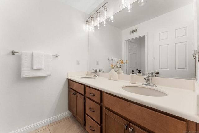 2241 Flowerpot Ln, Chula Vista, CA 91915