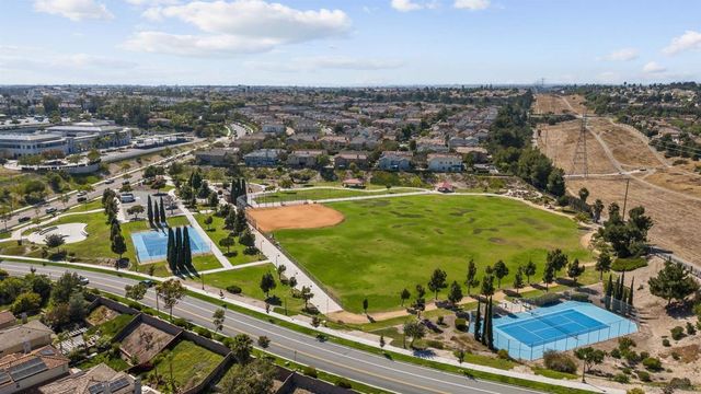 2241 Flowerpot Ln, Chula Vista, CA 91915