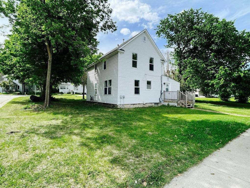 415 Francis Street, Faribault, MN 55021