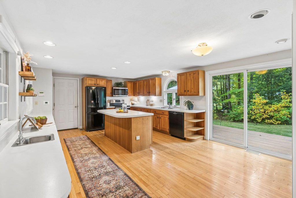 4 Winding Brook Lane, Saco, ME 04072 — photo 5